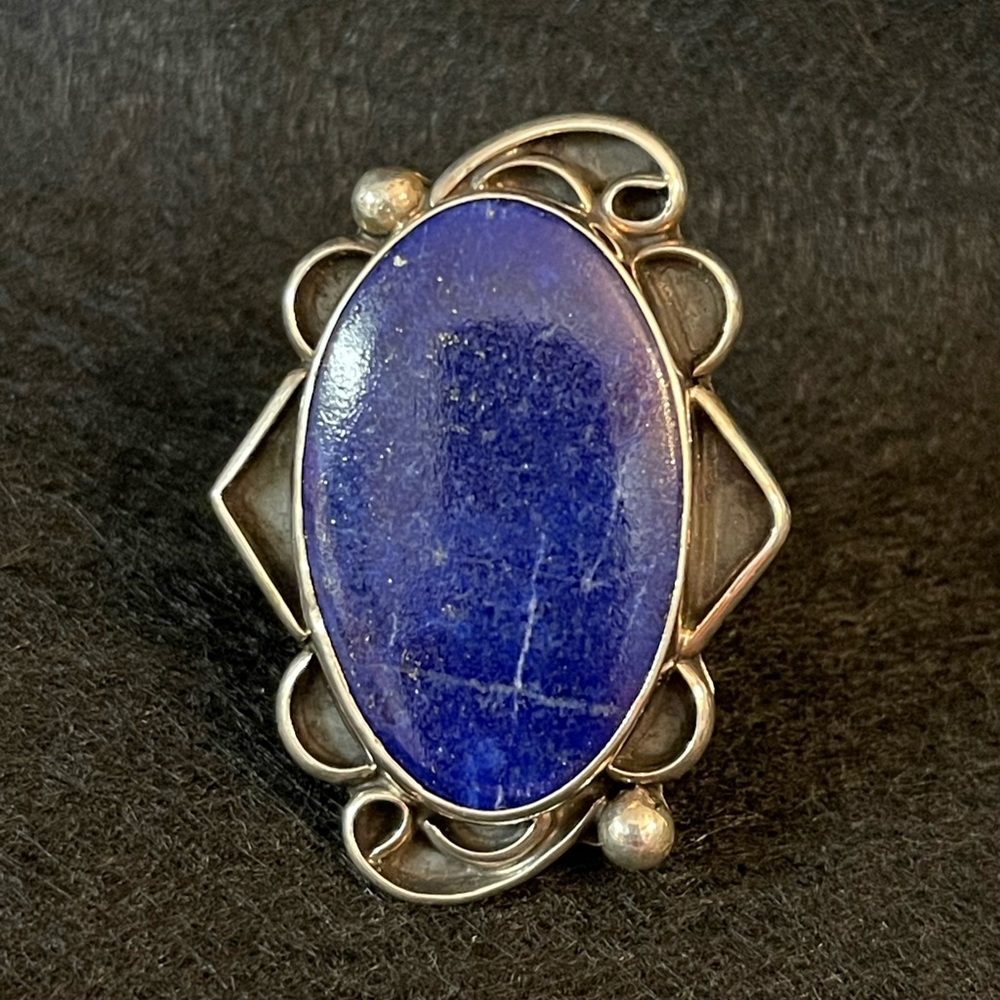 CHIMNEY BUTTE LAPIS LAZULI STERLING SILVER RING